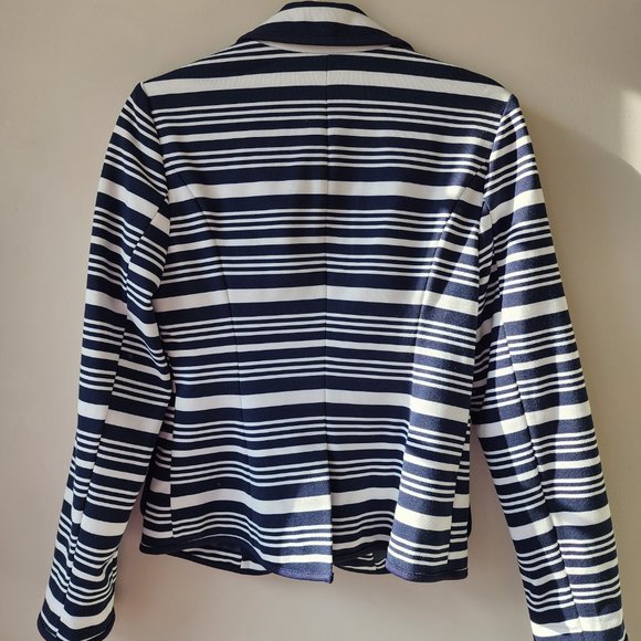 I.N.C. Stretch Blazer | Size 6 | Navy White Stripes Pockets Single Breast NWT - Picture 3 of 7